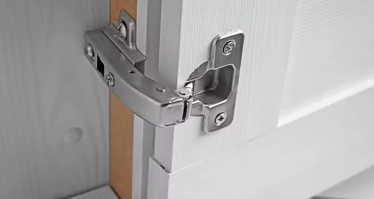 Shower Door Hinge Replacement in Callaway, FL