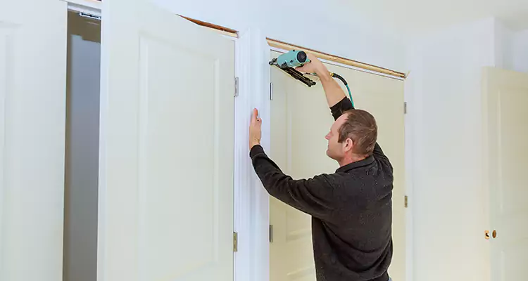 Top Rated Door Fixing ServiceFixing Garage Door Track in Callaway, FL