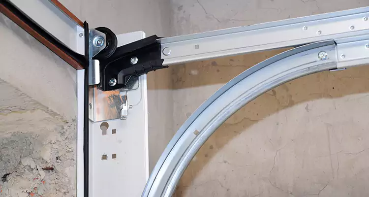 Maintain Liftmaster Garage Door Off Track in Callaway, FL