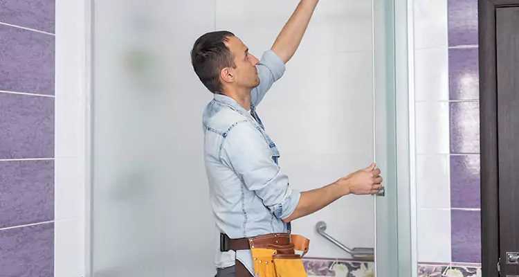 Glass Sliding Door Repair Near You in ⁣ Callaway, FL