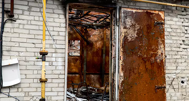 Metal Door Rust Repair in Callaway, FL