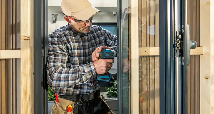 Top-Rated Patio Door Handle and Lock Repair Service for Homeowners in Callaway, FL