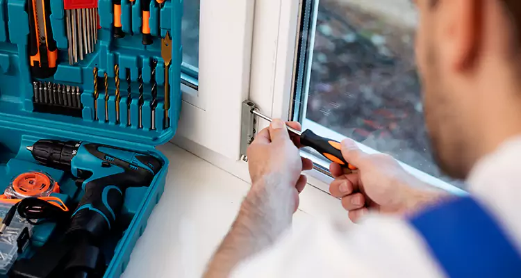 Mirrored Sliding Doors Replacement Expert in Callaway, FL